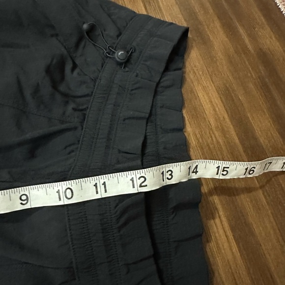Athleta Trekkie High Rise Parachute Pant black current style 681039 size large - Picture 6 of 9